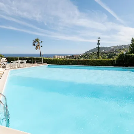 Apartmán Guesthost - Nest With Sea View Terrace *