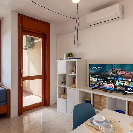 Apartmán Guesthost - Nest With Sea View Terrace *